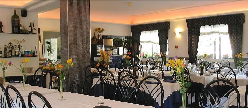 Hotel Torre Antica Loano Eksteriør billede